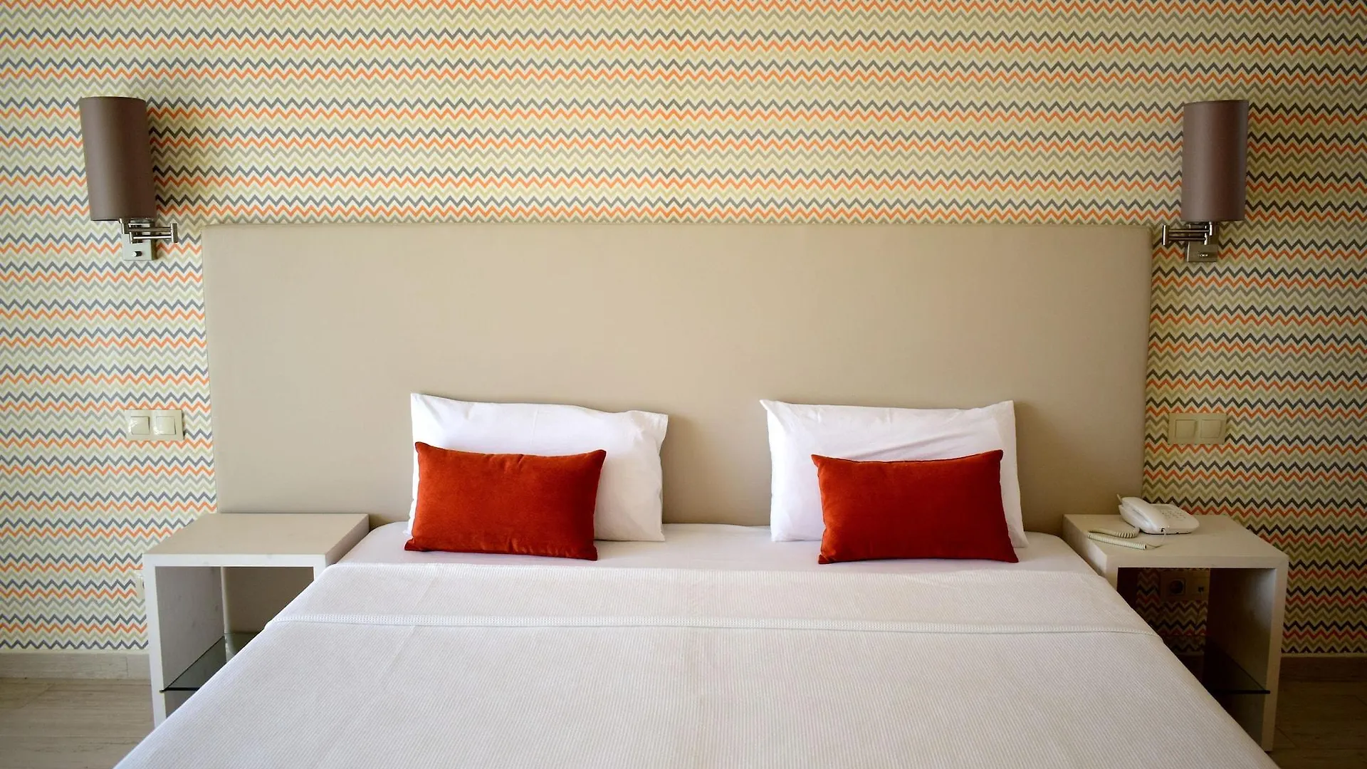 ***  Ouril Hotel Agueda 살 레이 카보베르데